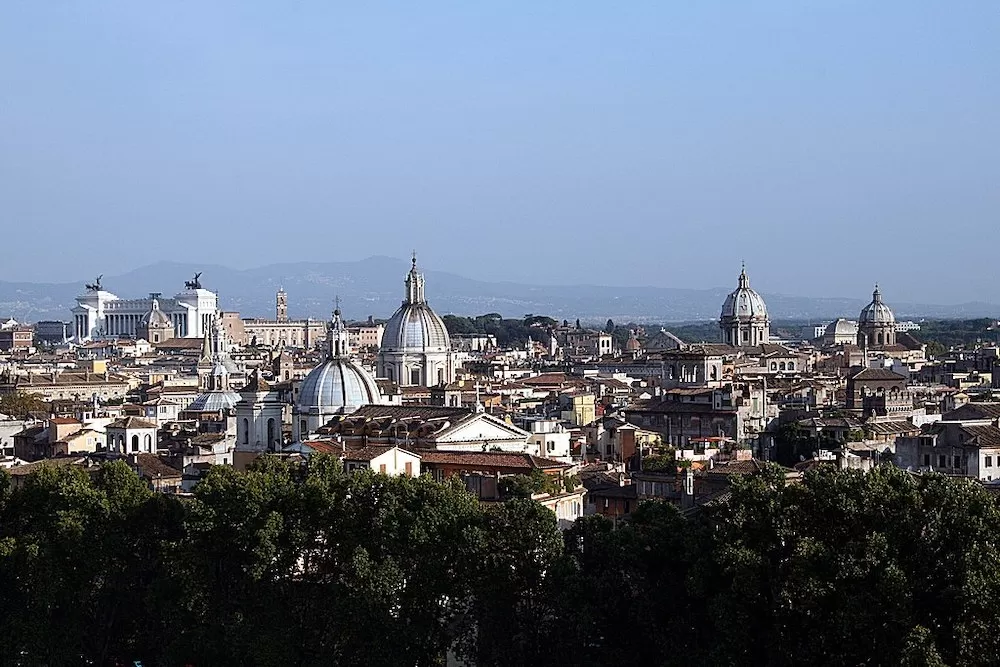 Moving to Rome: Your Relocation Guide