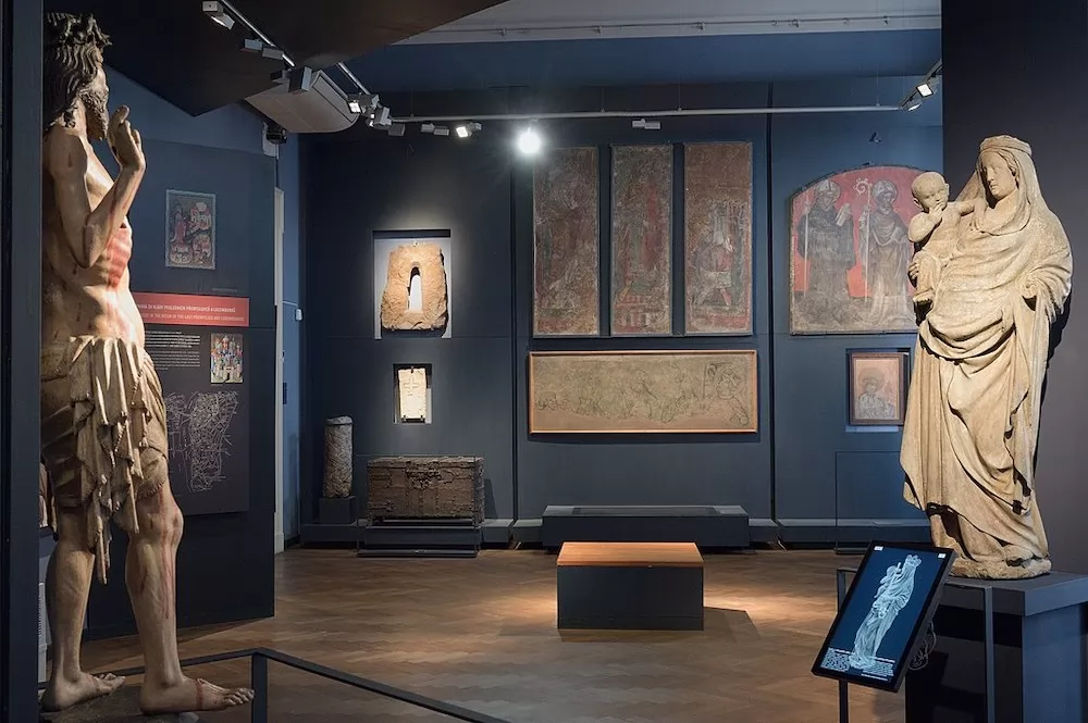 Take a Virtual Museum Tour of Prague