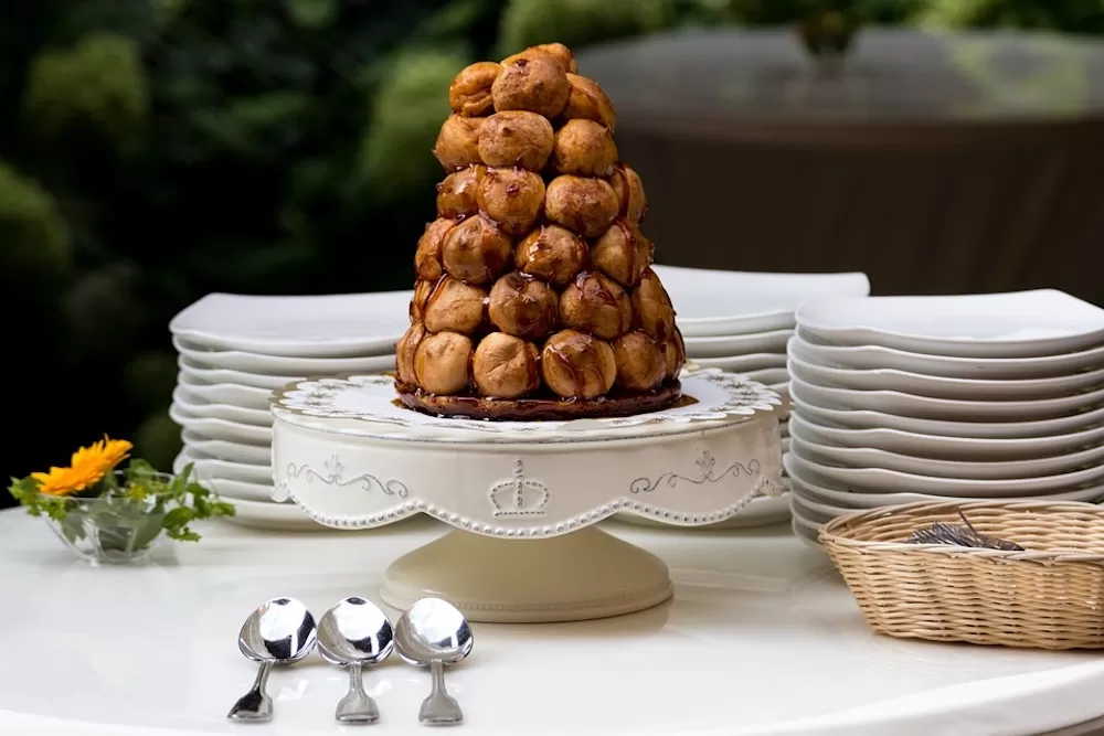 Traditional French Christmas Treats to Enjoy This Holiday Season