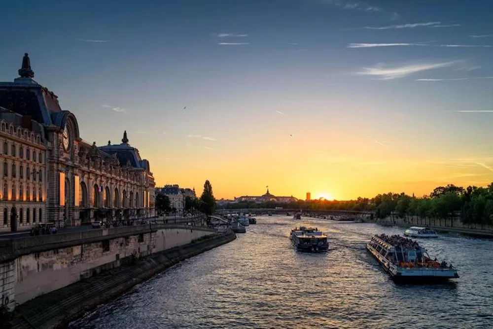 What Christmas in Paris Is Really Like