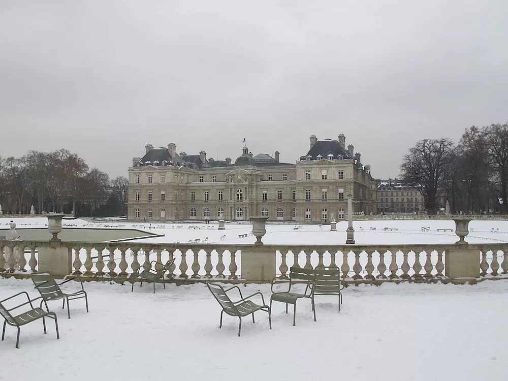 The Best Parks To Go To When It's Snowing in Paris