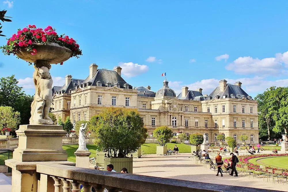 Paris' Best Parks to Walk Your Dog