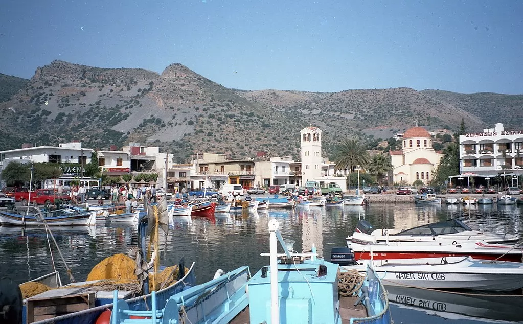 Ultimate Crete Guide by Neighborhood