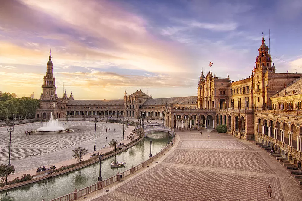 Ultimate Seville Guide by Neighborhood