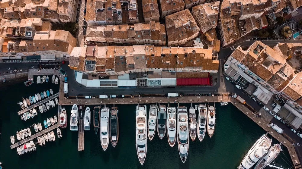 Ultimate Saint-Tropez Guide by Neighborhood