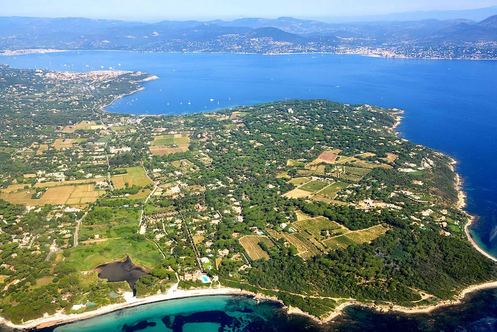 Ultimate Saint-Tropez Guide by Neighborhood