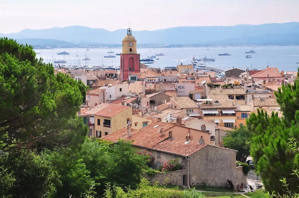 Ultimate Saint-Tropez Guide by Neighborhood