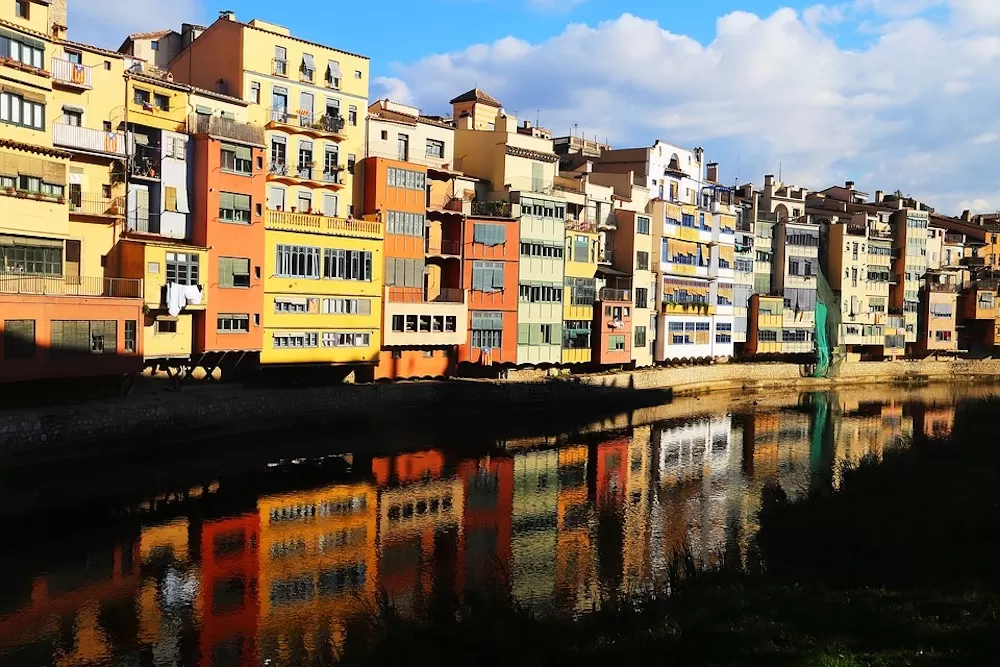 Ultimate Girona by Neighborhood