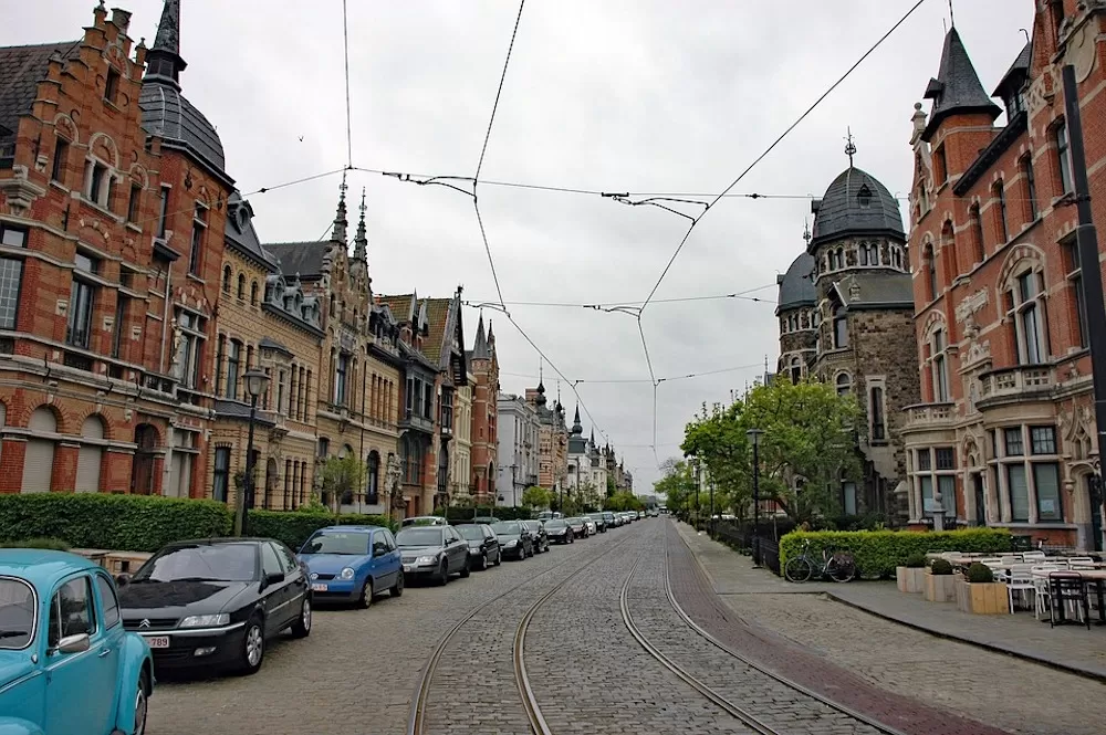 Ultimate Antwerp by Neighborhood