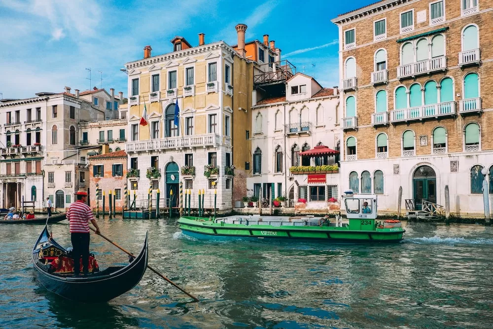 Tips on Riding Gondolas in Venice