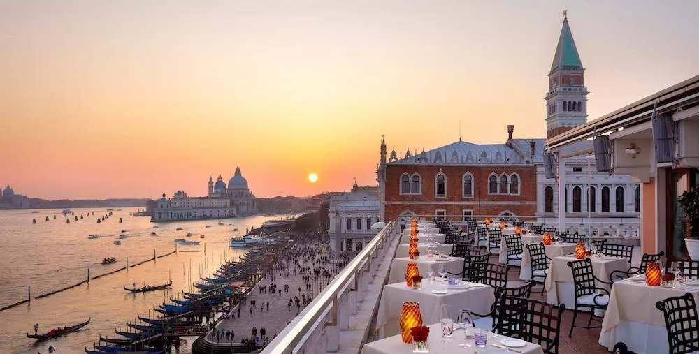 The Most Romantic Spots in Venice