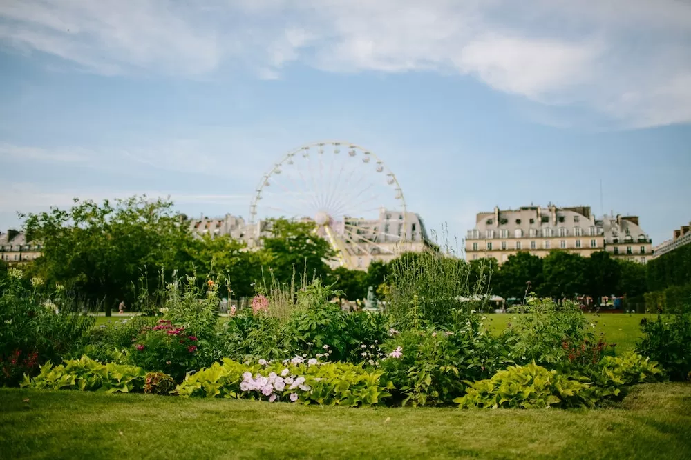 10 Ways To Enjoy Your Time in Paris This Spring