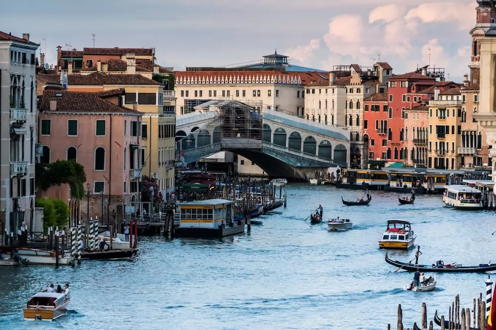 Moving to Venice: Your Relocation Guide