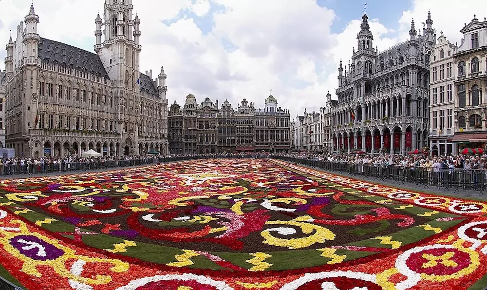 What's So Lovely About Brussels During Springtime