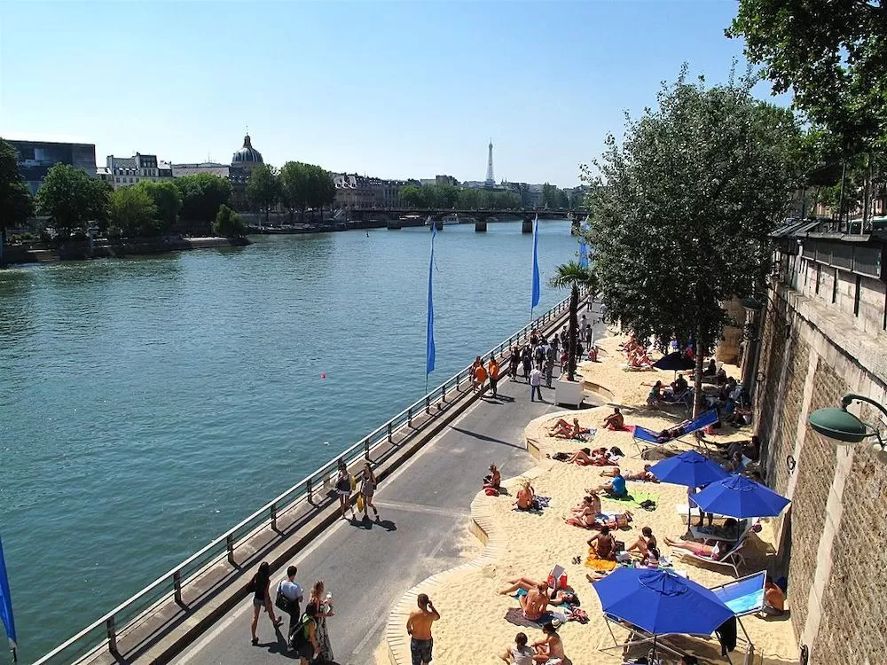 What To Expect in Paris This August 2021