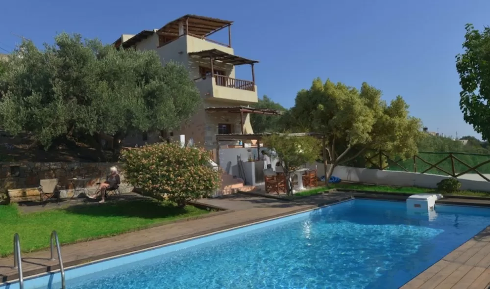 The Finest Luxury Homes in Crete