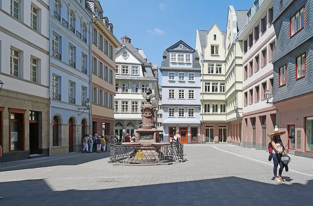 Ultimate Frankfurt Guide by Neighborhood