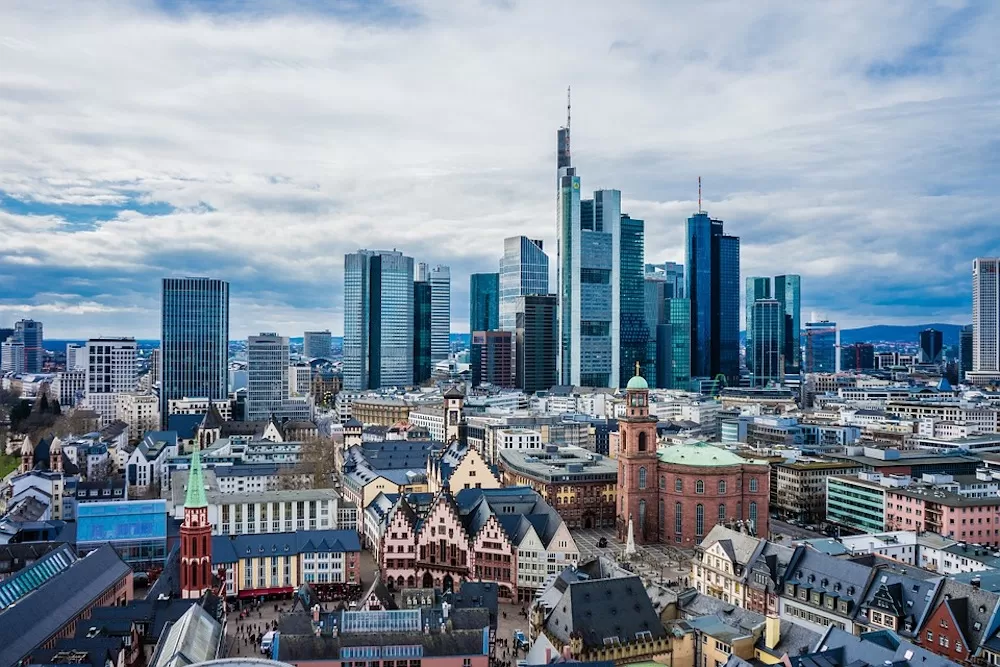 Moving to Frankfurt: Your Relocation Guide