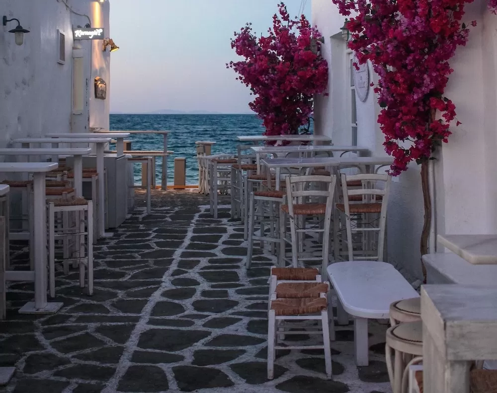 The Top Five Most Romantic Spots in Paros