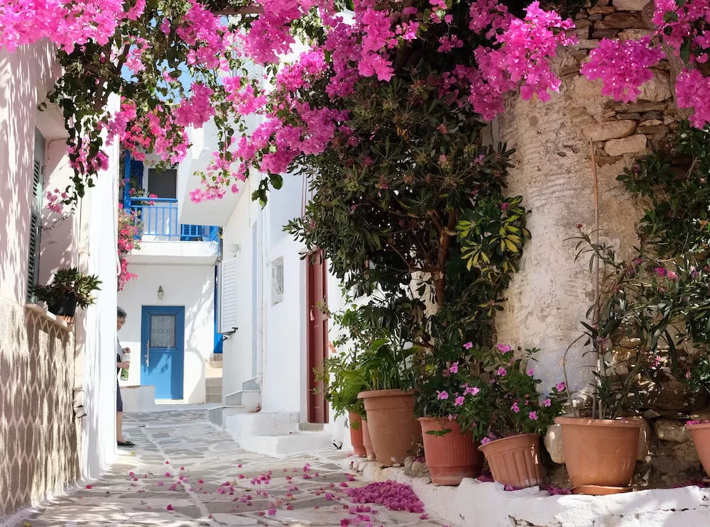 The Top Five Most Romantic Spots in Paros