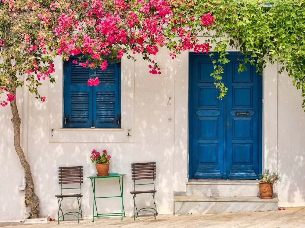 The Top Five Most Romantic Spots in Paros