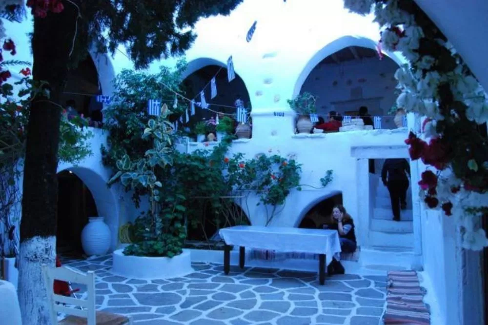 Where to Eat in Paros