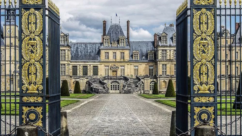 The Most Beautiful Châteaus Just Outside of Paris