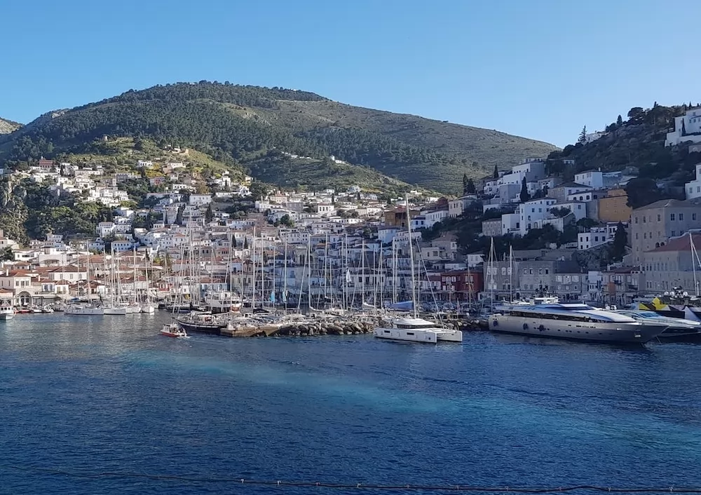 Traveling to Hydra: What You Need To Know