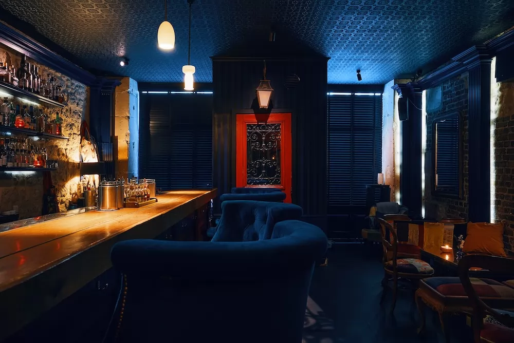 The Chicest Hidden Speakeasies in Paris