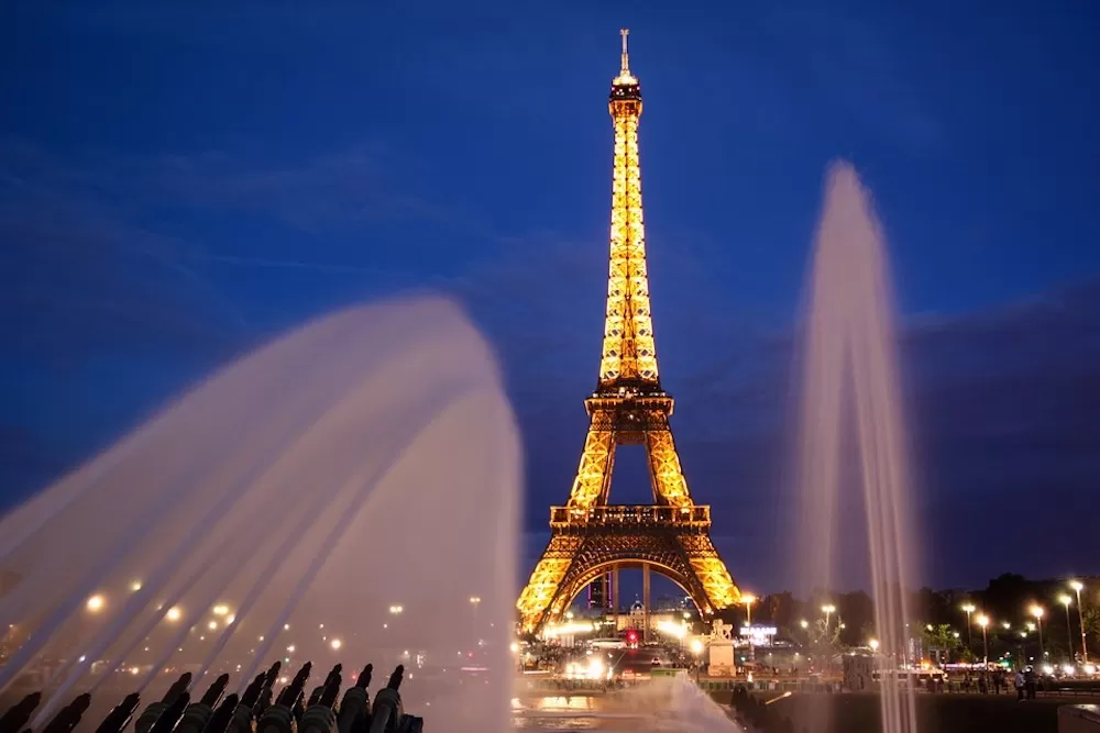 What to Expect in Paris This December 2021
