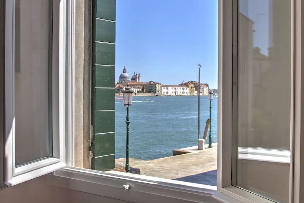 Our Five Most Charming Luxury Homes in Venice With a Canal View