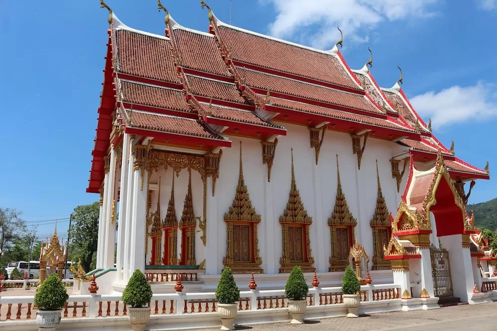 The Must-See Temples in Phuket