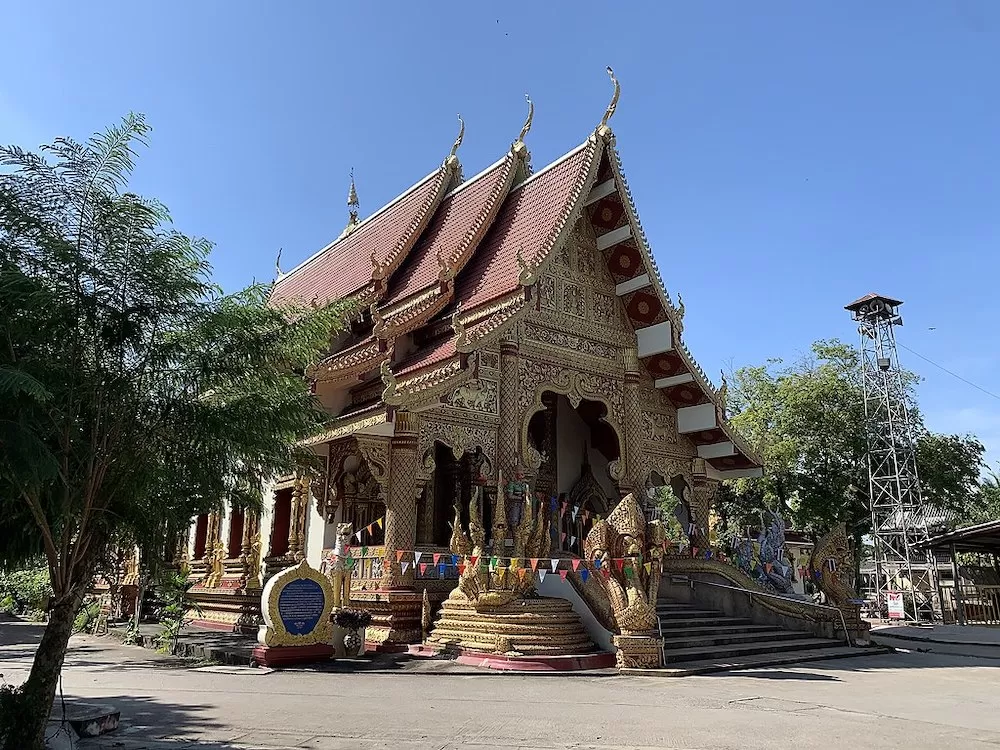 The Must-See Temples in Phuket