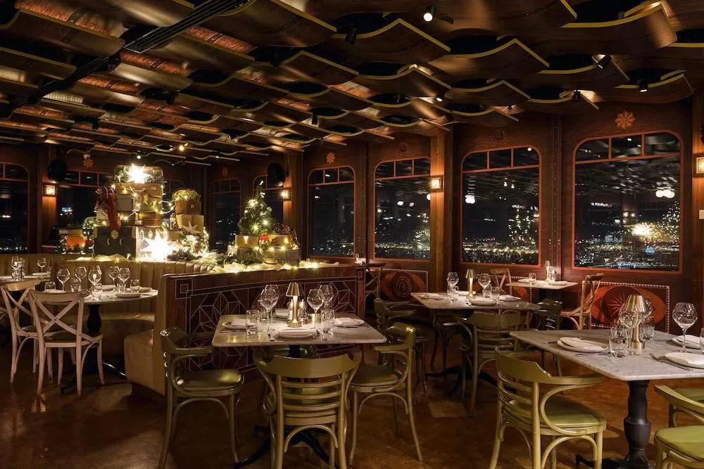 The Best Hotspots in London to Have Your Christmas Dinner