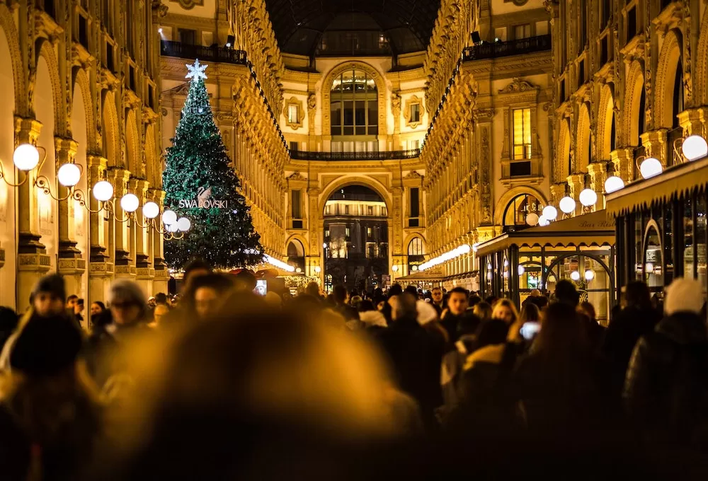 Celebrating Christmas in Milan When You're Single