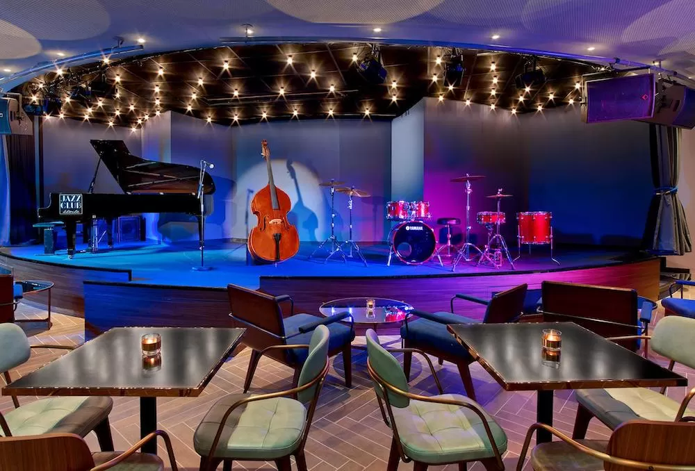 The Snazziest Jazz Clubs in Paris