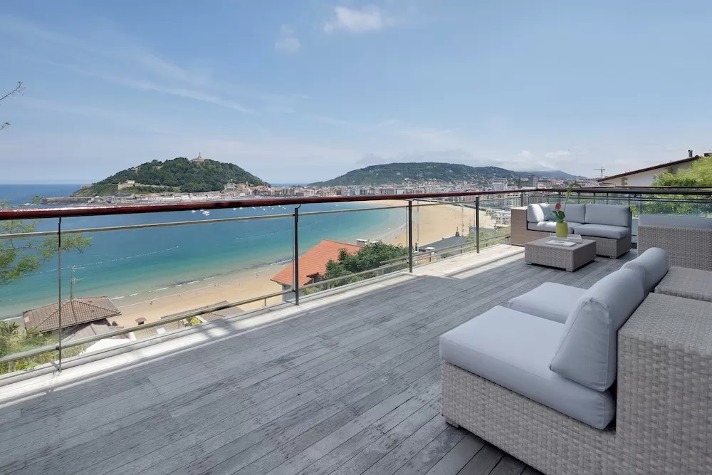 San Sebastian Luxury Homes with Great Seaside Views