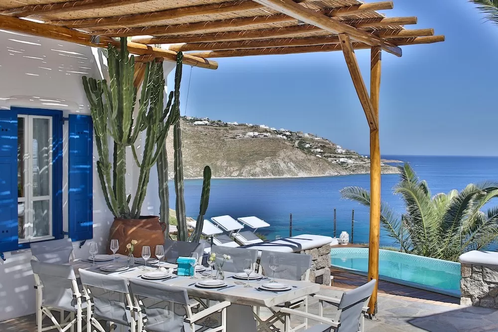 Top Mykonos Luxury Villas with Scenic Views