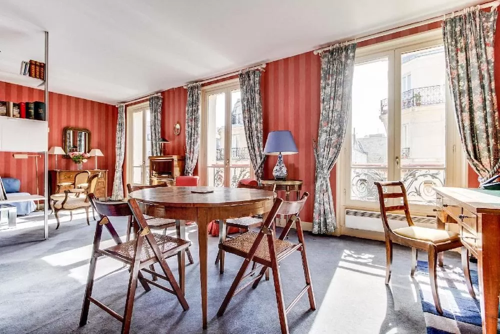 Our Most Spacious One-Bedroom Luxury Rentals in Paris