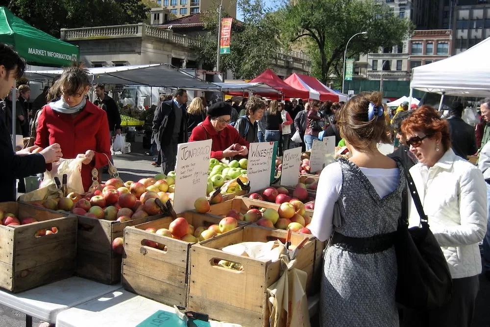 Where are New York’s Best Street Markets?