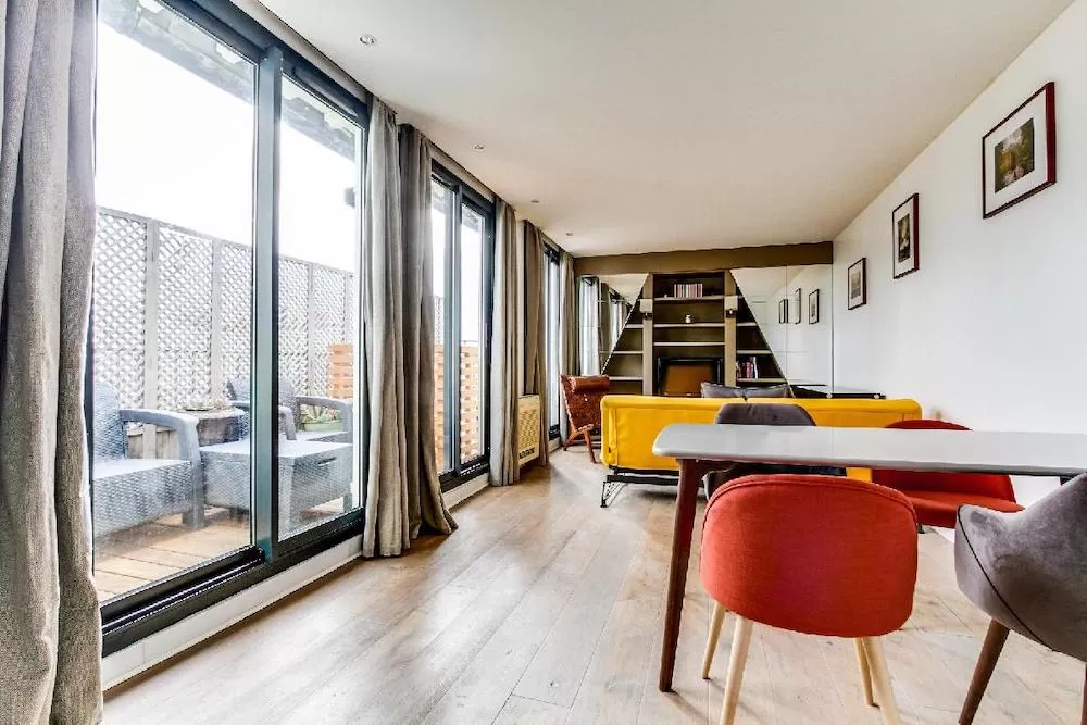 The Sunniest Solo Apartments in Paris