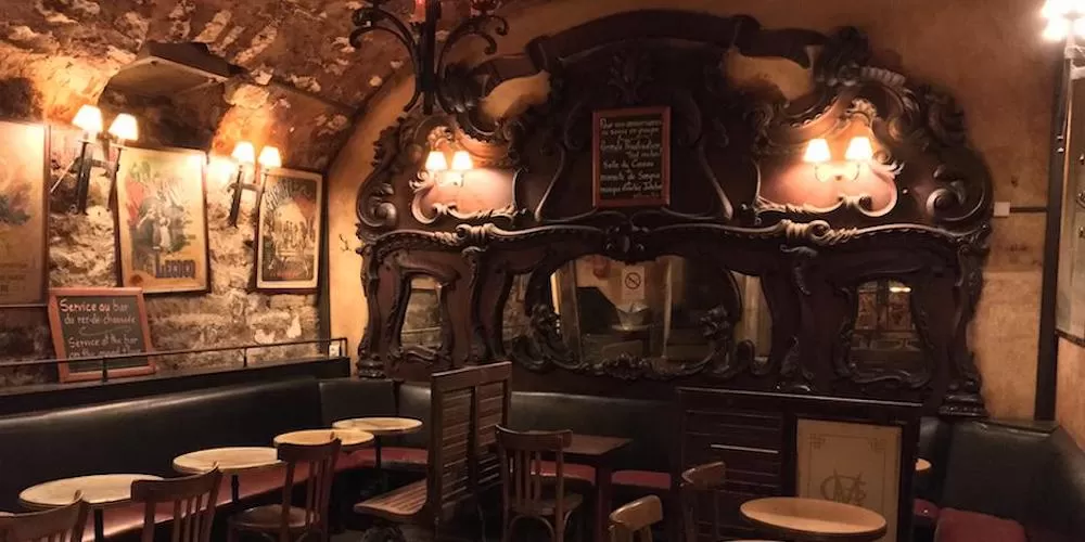 Five Pubs in Paris Where You Can Celebrate Father’s Day with Your Dad