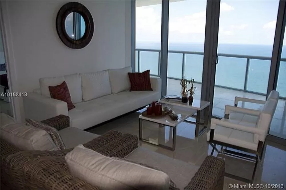 Our Finest Luxury Apartments in Miami with Seaside Views