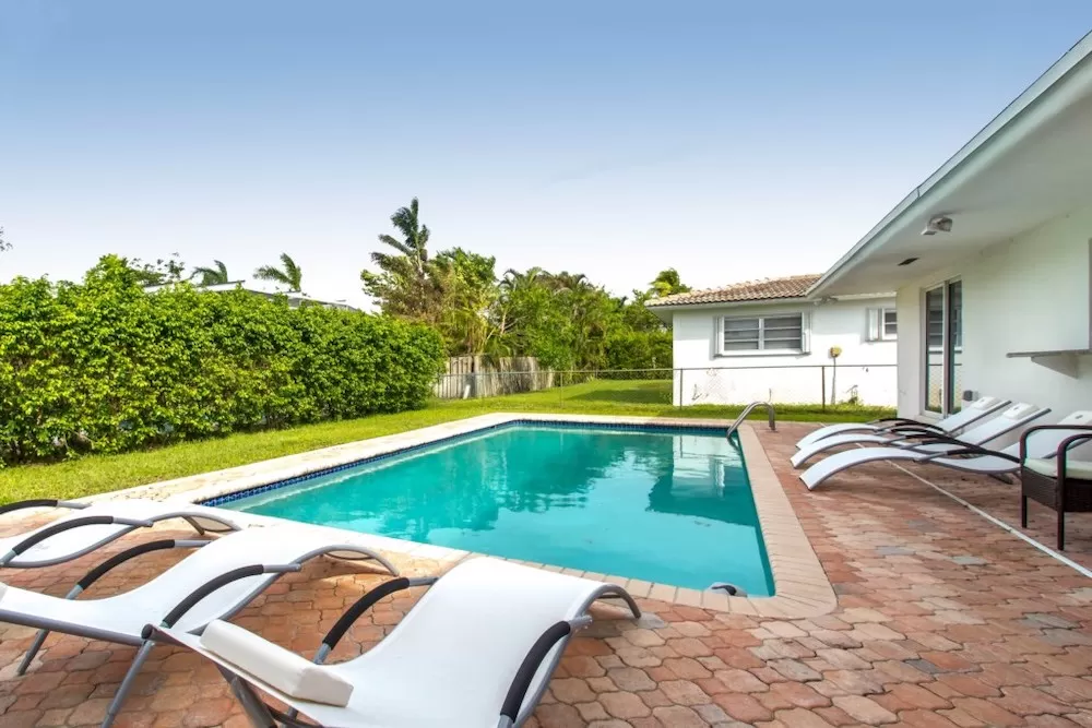 The Most Luxurious Miami Luxury Homes with Private Pools