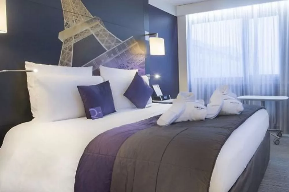 The Five Finest Gay Hotels in Paris