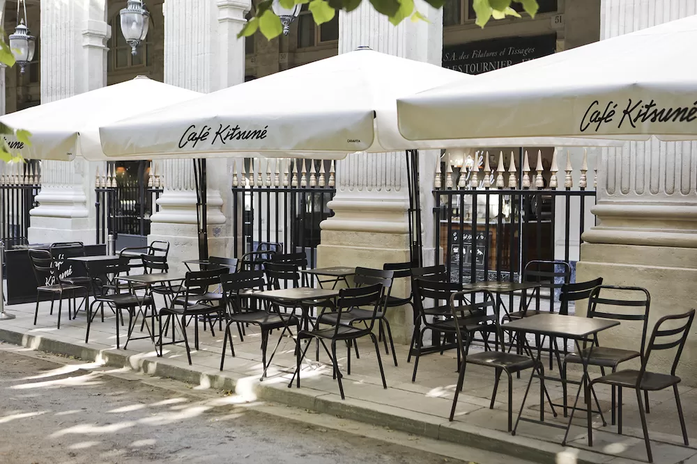 Cafes in Paris: The Best Near The Louvre