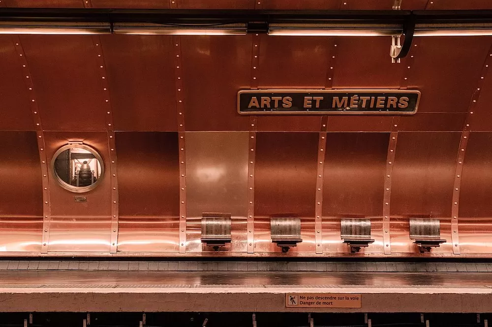 The Must-See Landmark Metro Train Stations of Paris