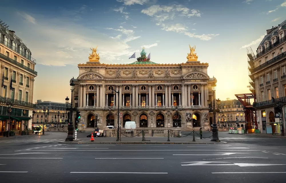 Cafes in Paris: The Best Near Opéra Garnier