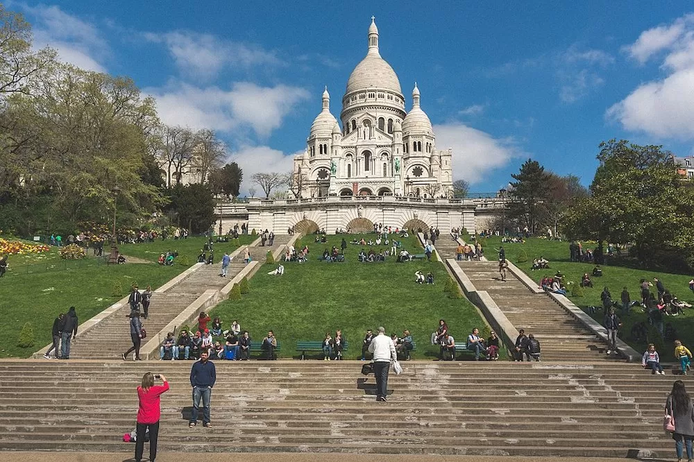 Where to Go Stargazing in Paris