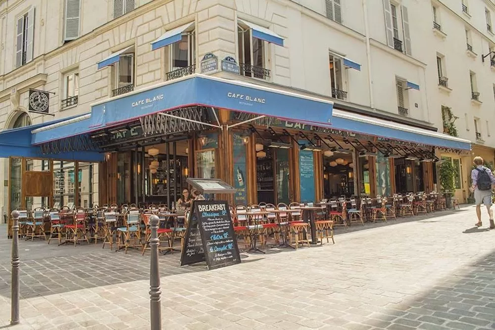 Cafes in Paris: The Best in Champs-Élysées